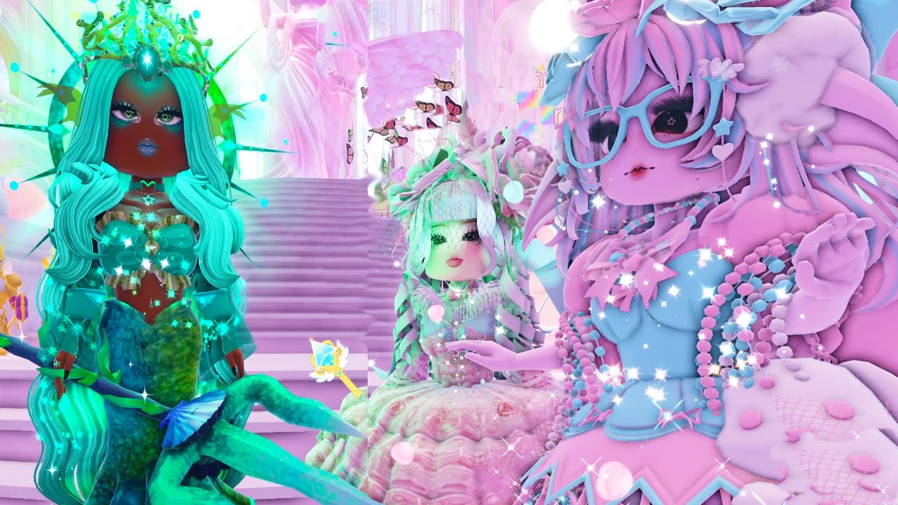 New Crowned Royalty Royale High Roblox Badge 💗