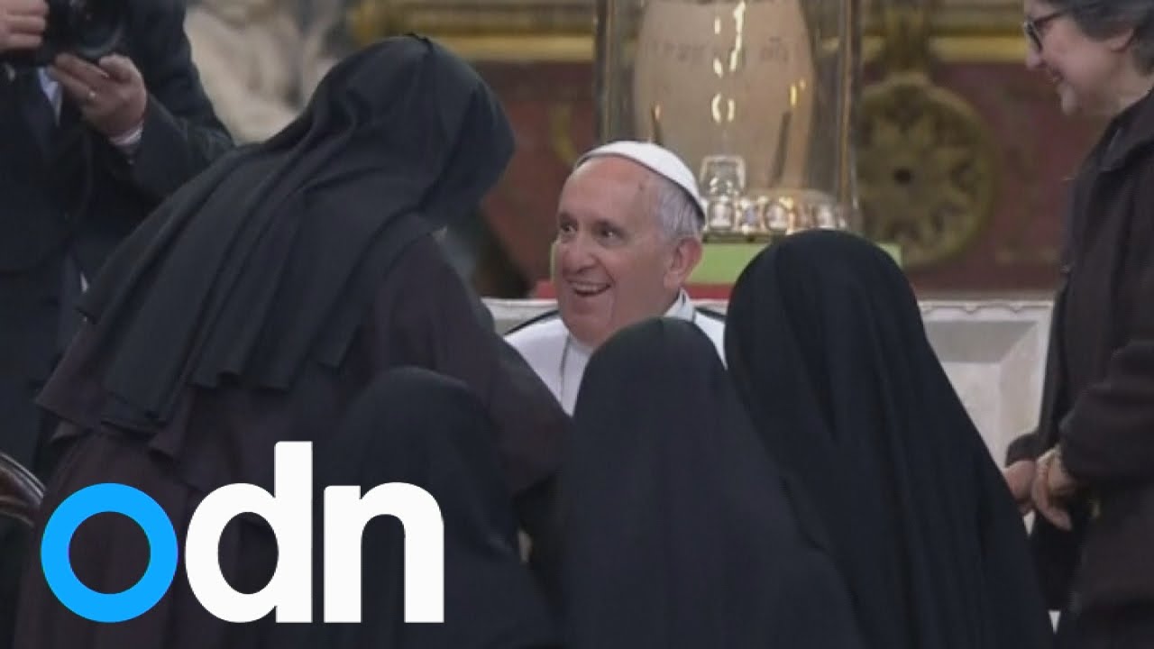Starstruck nuns mob Pope Francis during Naples visit