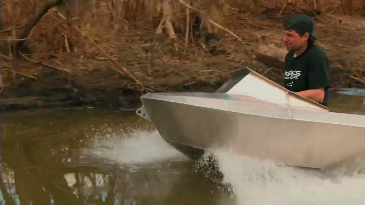 Jet boat moto’s - these things are so fun to drive !
