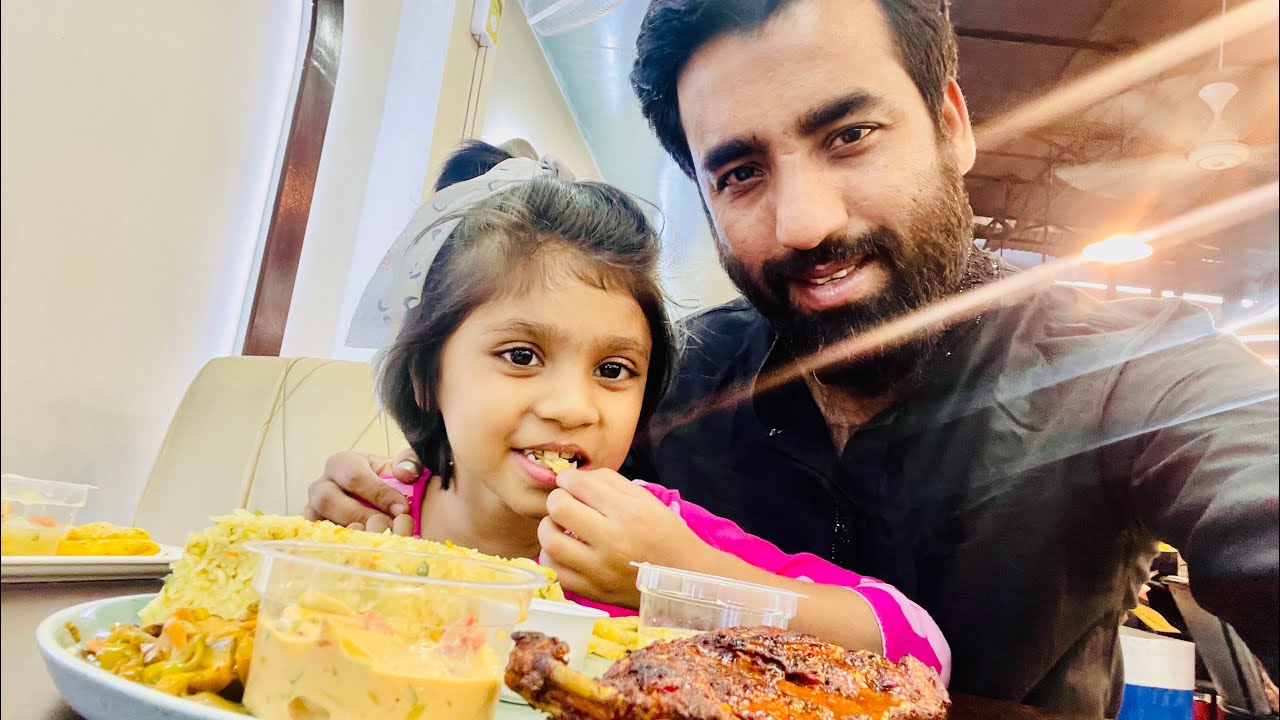 উইন্ডিস রেস্টুরেন্ট গিয়ে ইফতার করলাম পরিবার নিয়ে আর একটু শপিং 