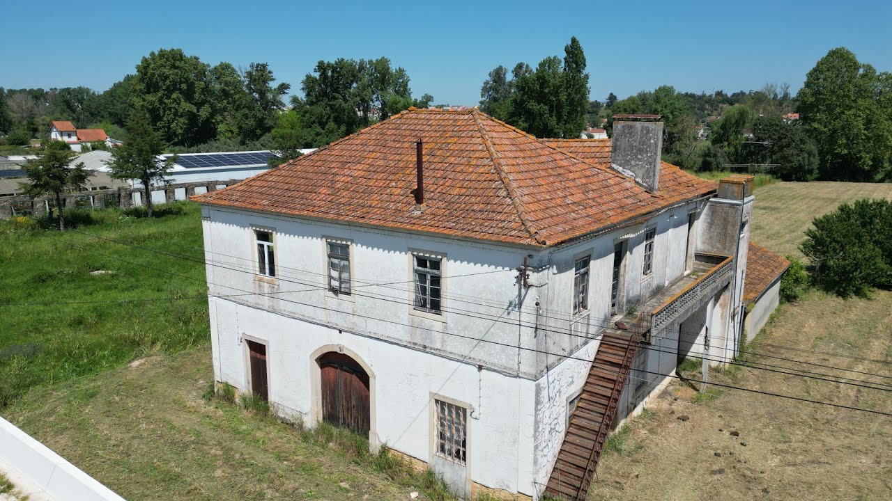 unique property for renovation in Tomar Central Portugal