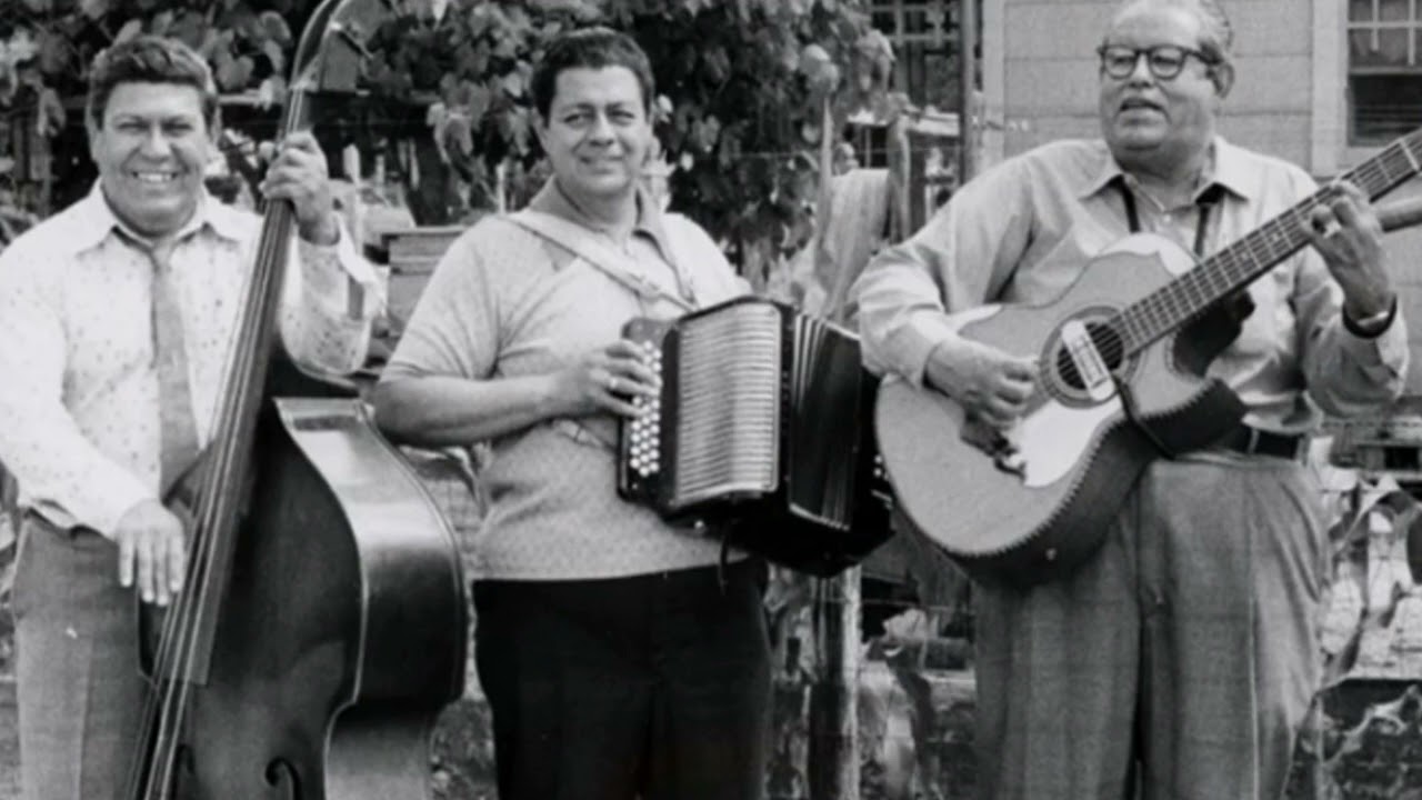 TRIO SAN ANTONIO   Dos Corazones, El Aguilon, etc.