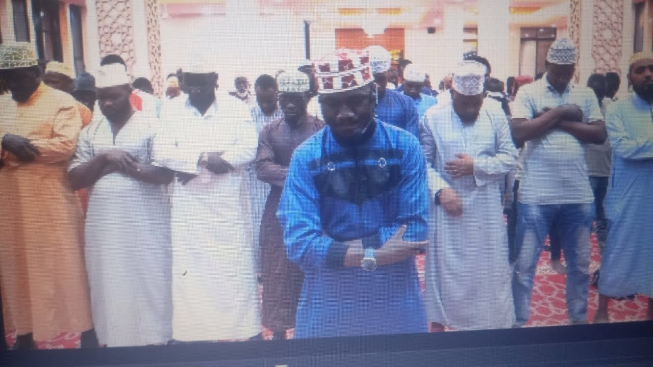 #LIVE# SALA YA TARAWEHE MASJID AL WAHIDA JIJINI MWANZA
