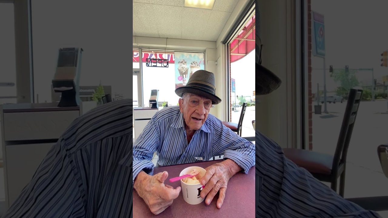 Jerry Boyles of Boyles Joyland telling the Baskin Robbins story