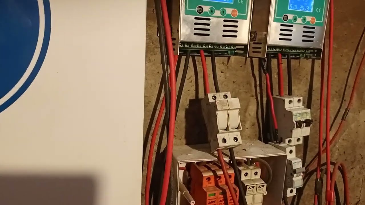 *OFF GRID * Układ Doskonały Falownik i Ładowarki pięknie się uzupełniają już nie Przeładują Banku .