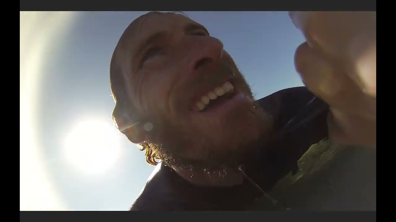 Somethin about surfing jus makes life better! Findin my lil escape from the mundane mondaze