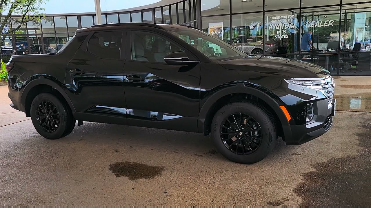 First Look At the NEW Hyundai Santa Cruz - What a Bad Truck!