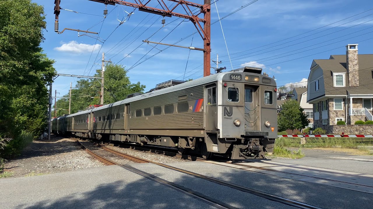 NJ Transit Gladstone Branch Action In New Providence & Murray Hill (7/13/22)