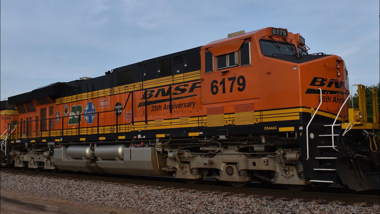 3 BNSF 25th Anniversary units in 1 weekend in Springfield, MO!  (5/28/22 - 5/29/22)