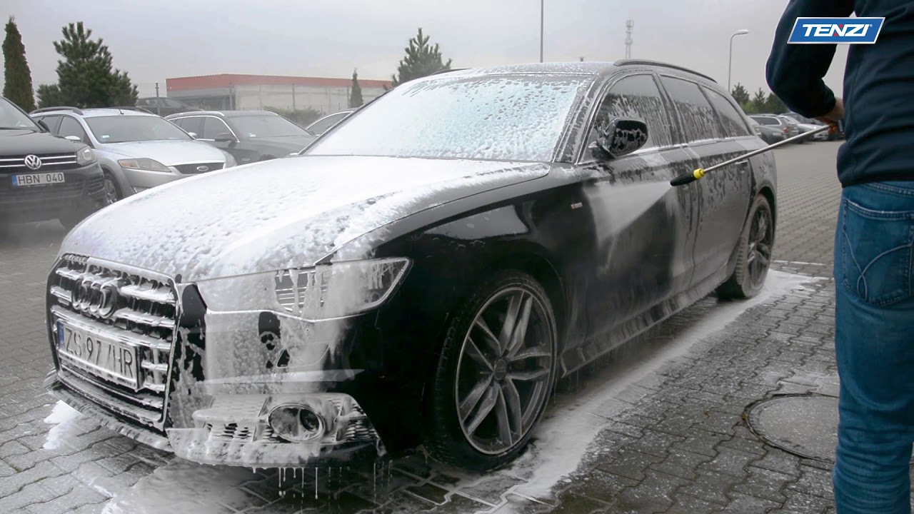 Bezdotykowe mycie samochodu przy użyciu CAR MAX | Tenzi