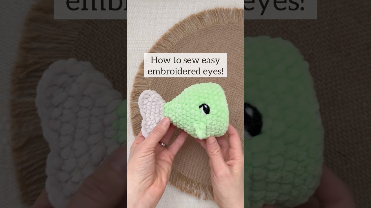 Easy Embroidered Eyes Tutorial | #amigurumi #crochet et