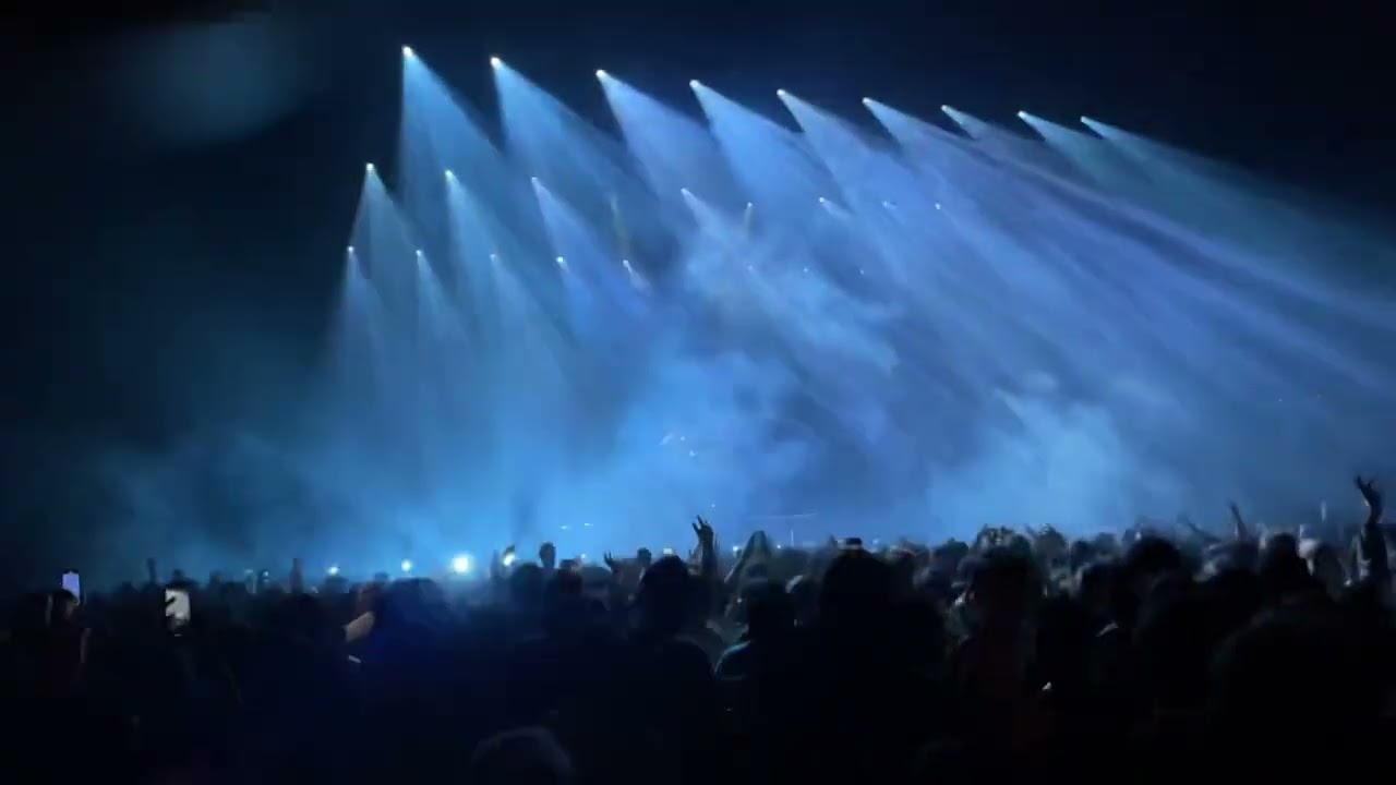 Disclosure Intro & “White Noise” Ft Aluna Live @ WaMu Theatre Seattle 4/9/22