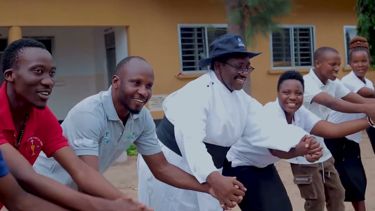 Sotty Melody Ft Viwawa Chamgasa - Vijana waangamia (Official Music Video)