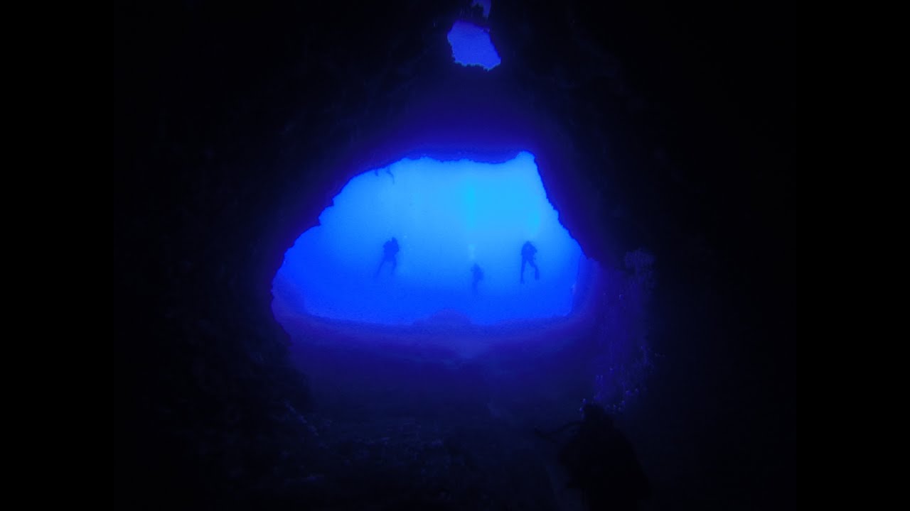 PLONGEE GROTTE EN CRETE / CAVE DIVE