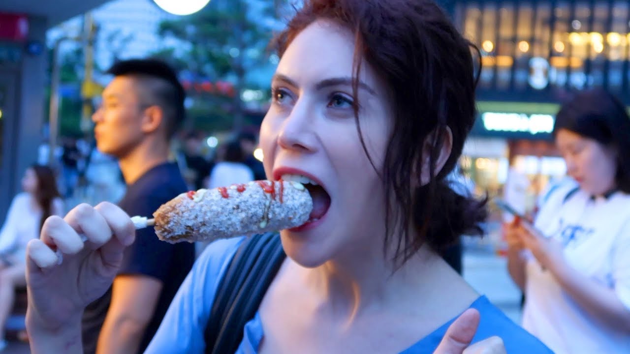 COMENDO SALSICHA COM AÇUCAR + ROLEZINHO EM GANGNAM COM UMA INSCRITA