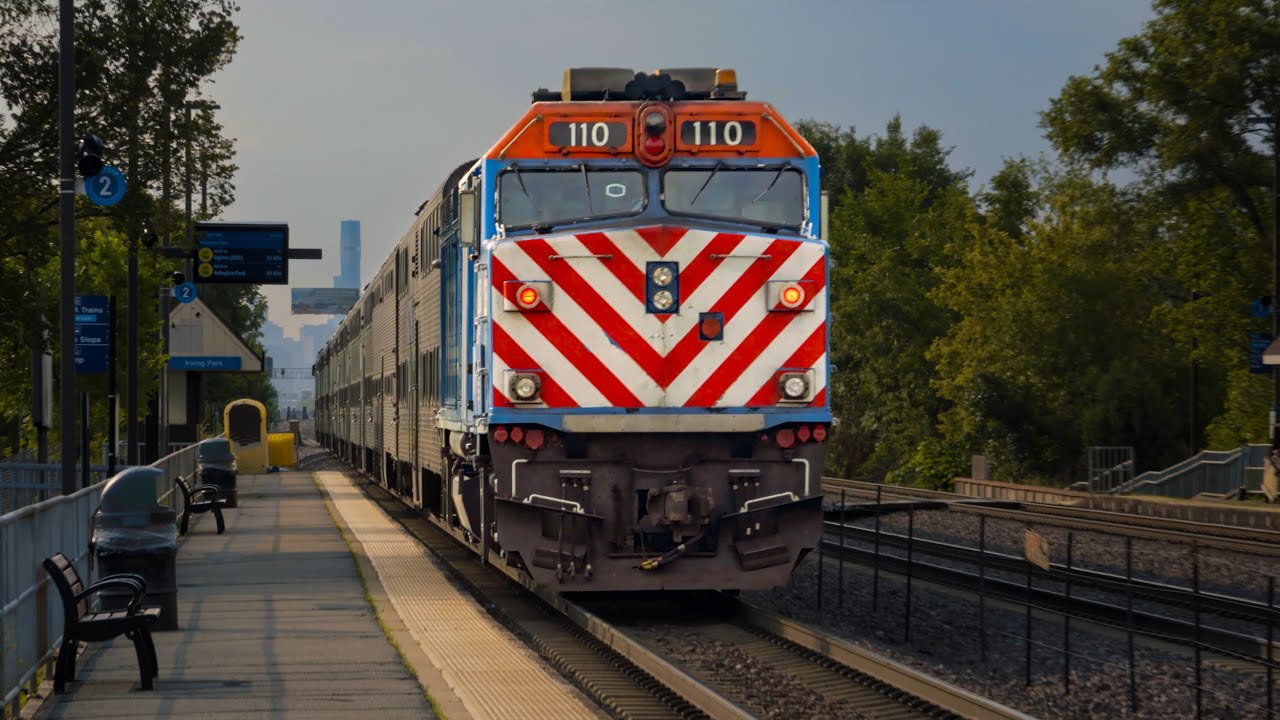 Endless Metra Trains - Morning Rush Hour Action