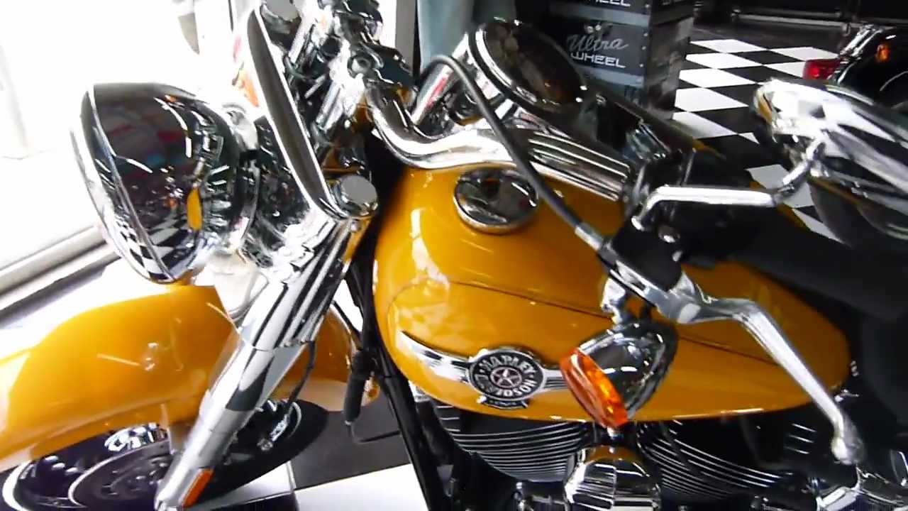 Softail Fat Boy Chrome Yellow 2012