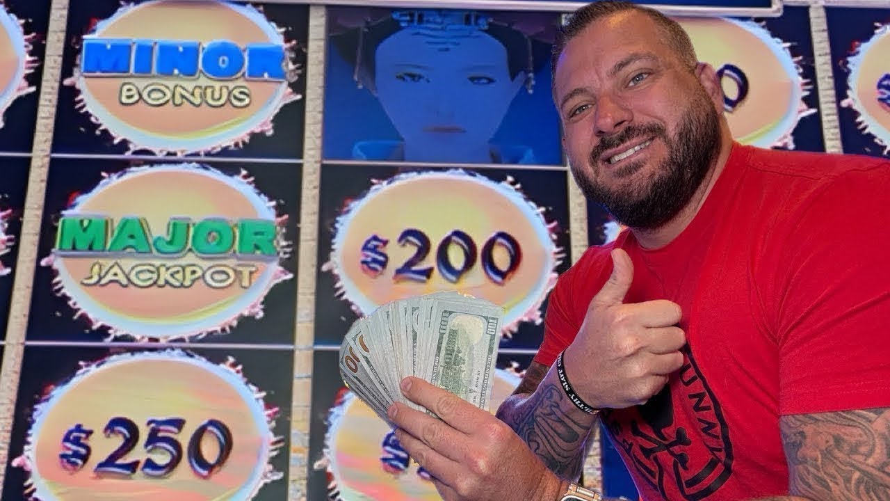 EVER SEEN A MAJOR AND MINOR IN THE SAME MASSIVE JACKPOT!