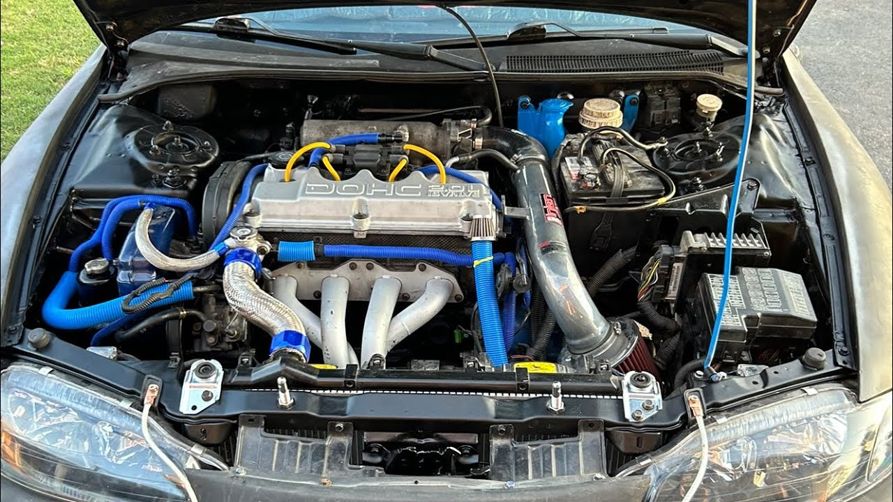 Painted my engine bay at home for 25$