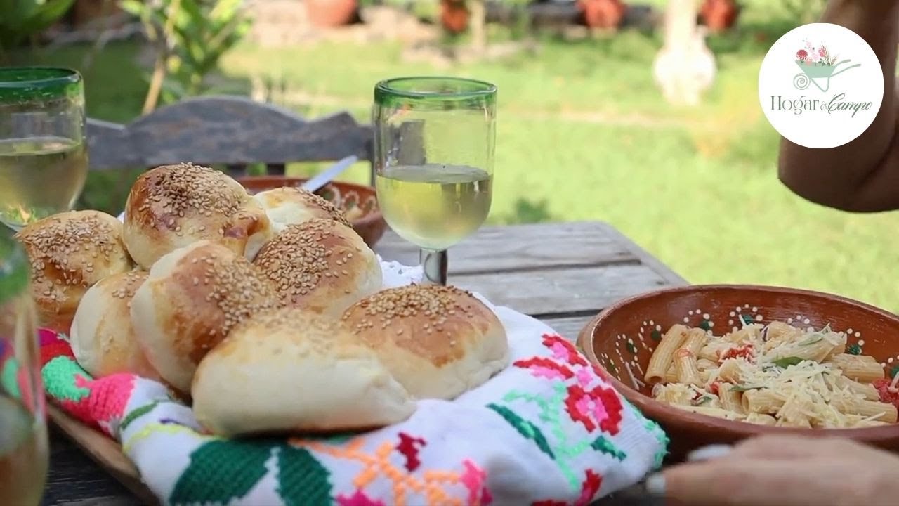 Horneamos bollos al horno rellenos 🥖 | Pasta rústica | Cuidando mi jardín 🌿🌷