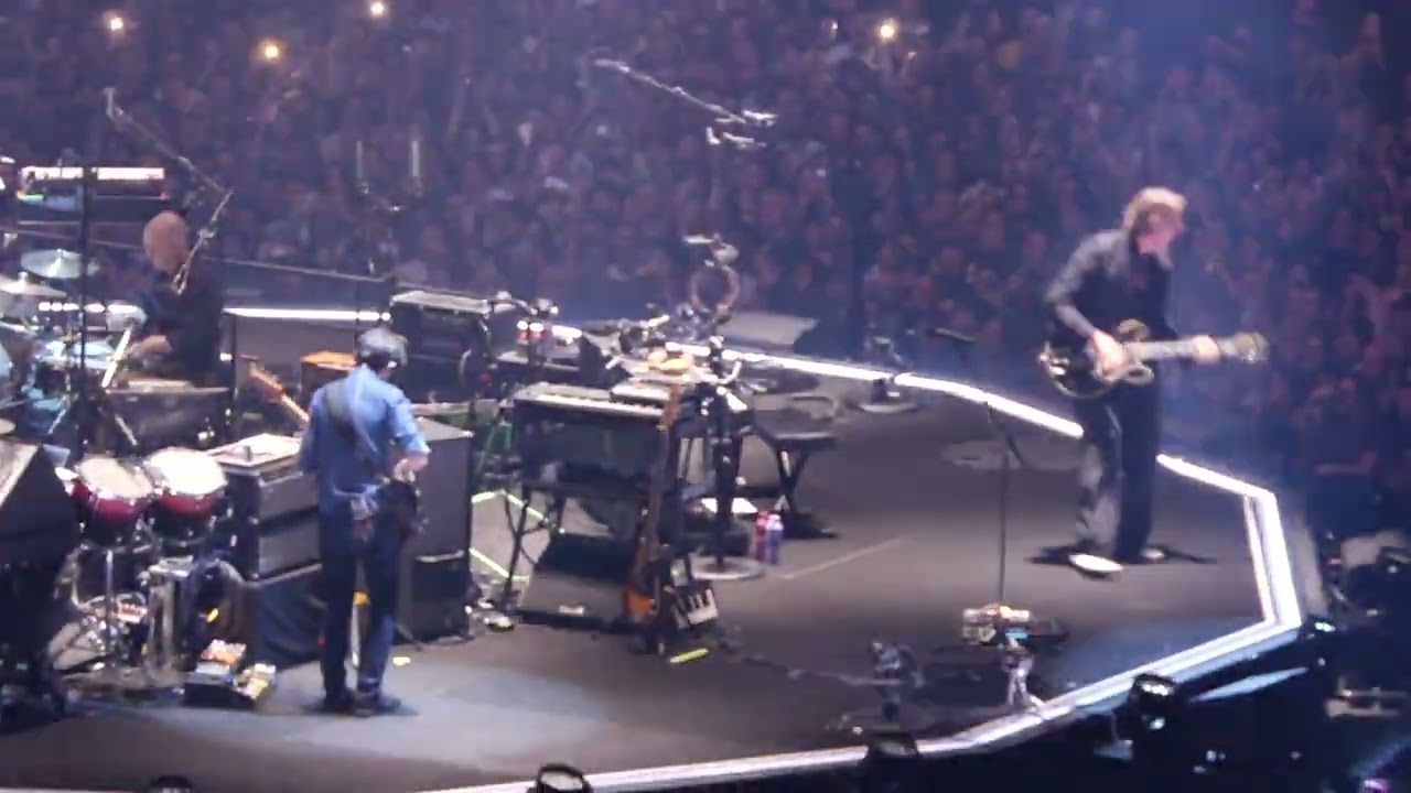 Radiohead - 2+2=5 live @ Unipol Arena Bologna - 17-11-2025 - nigth 3