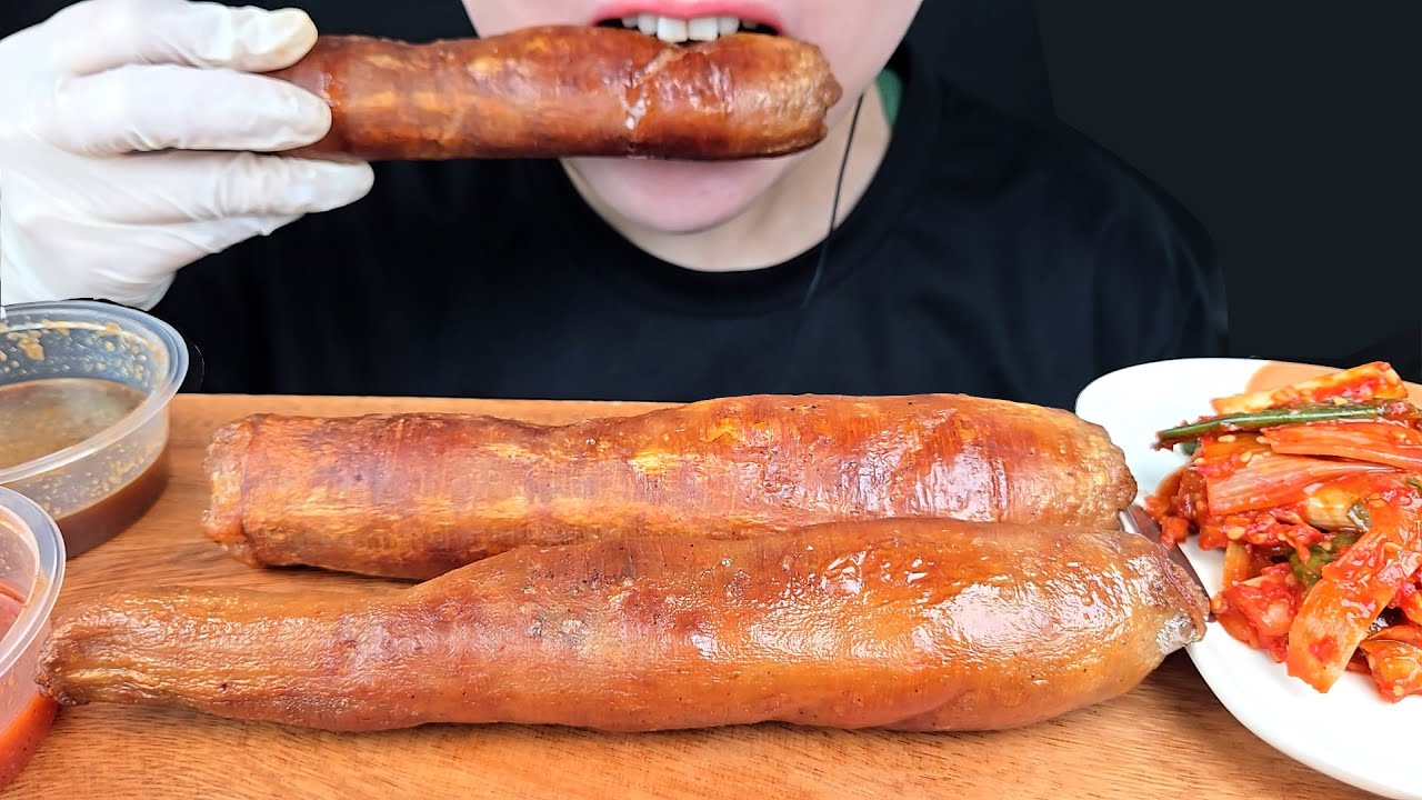Мокбанг ASMR с хрустящей и влажной тарелкой (русские субтитры)