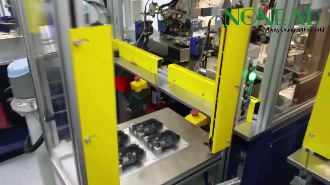 UR | load and unload PCB work station in Continental automatically