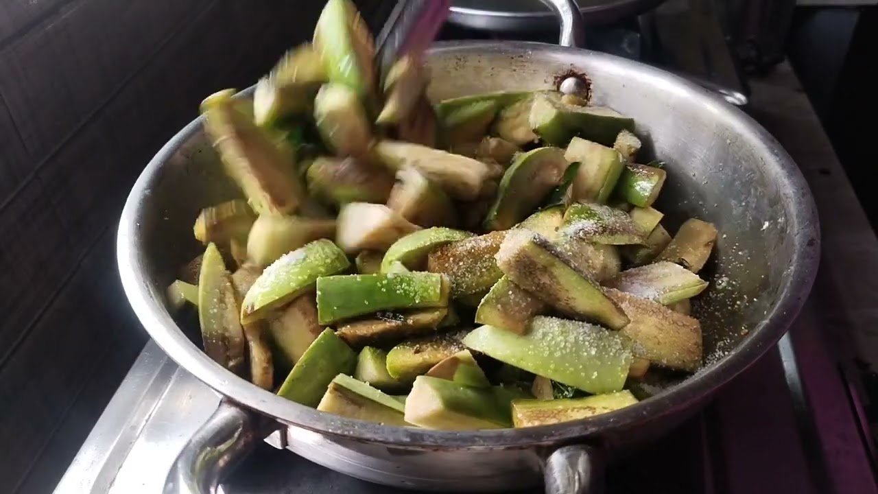 వంకాయ పచ్చిమిర్చి కారం