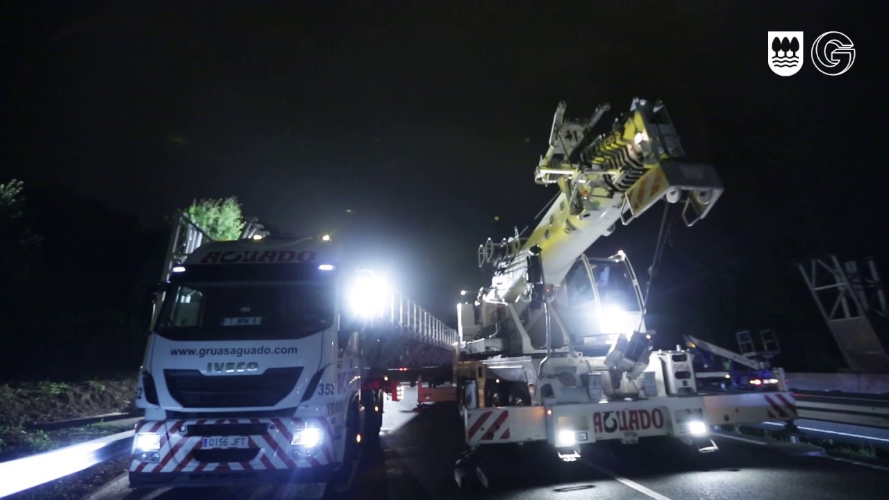 N-1 peajerako lehenengo arkupearen montaketa Irunen/ Instalaci&oacute;n del primer p&oacute;rtico en Irun