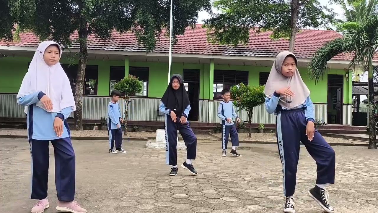 Senam kreasi senam pinguin kelas 4 sdn margorejo