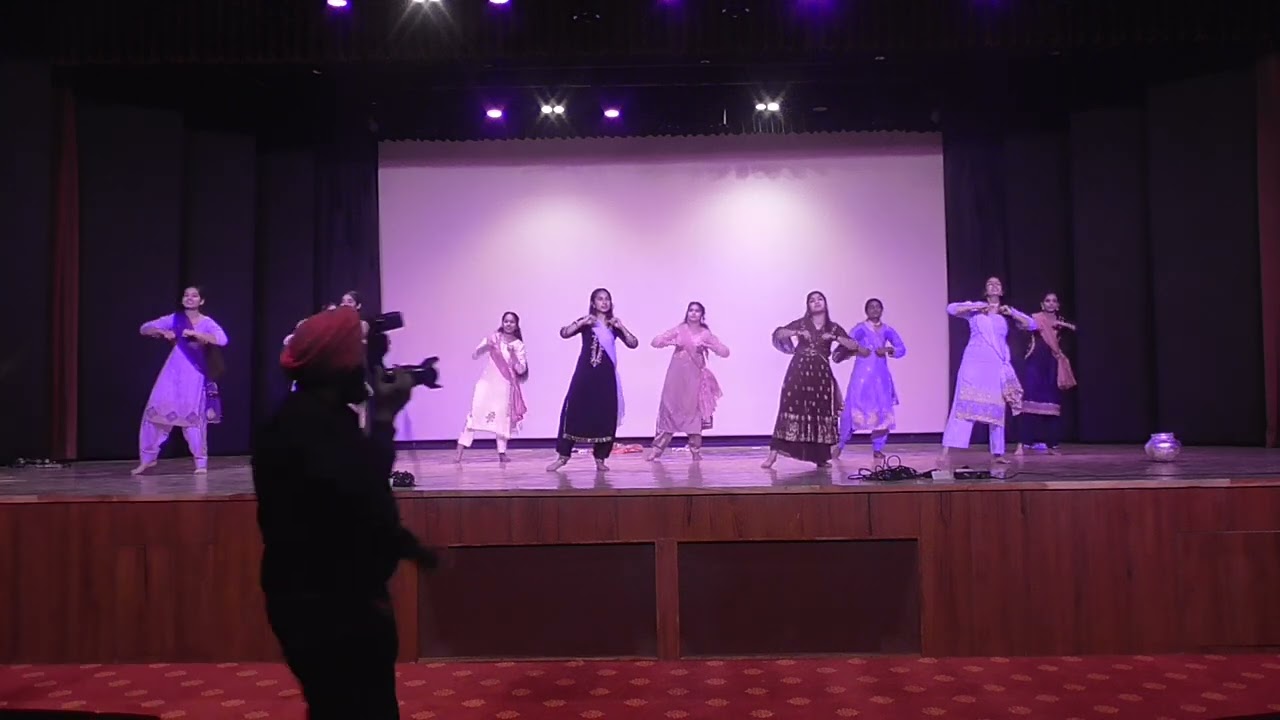 FAREWELL -2023 / GIRLS PERFORMANCE - 2 / CLASS : XI & XII
