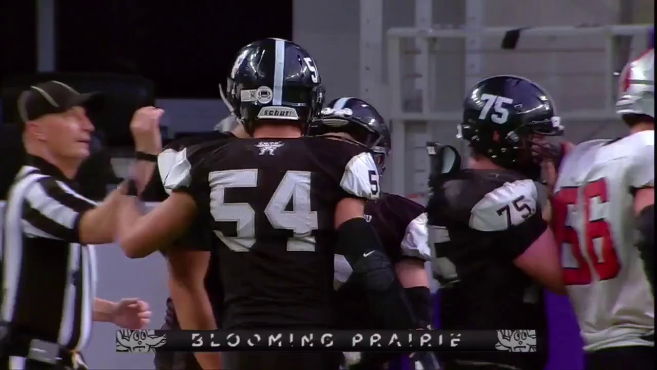 #1 - BP&rsquo;s Gabe Hagen absurd TD catch (MNPrepSpotlight)
