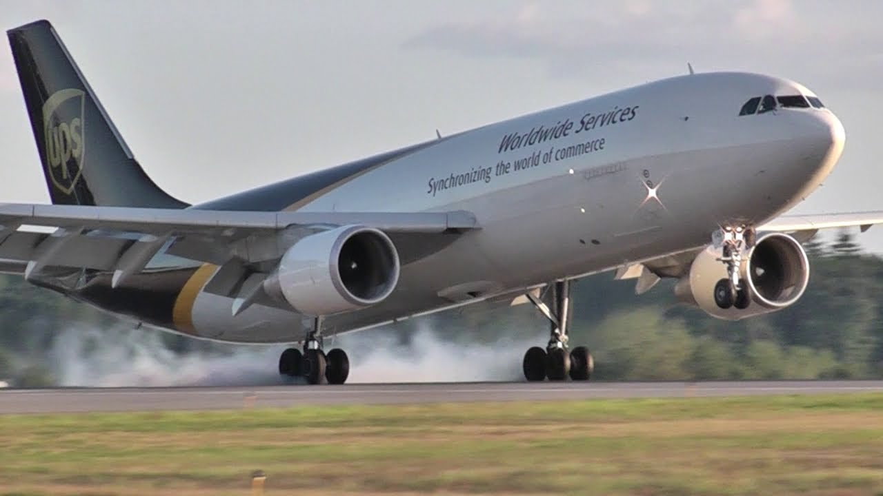 UPS, FedEx Cargo Jets @ Manchester