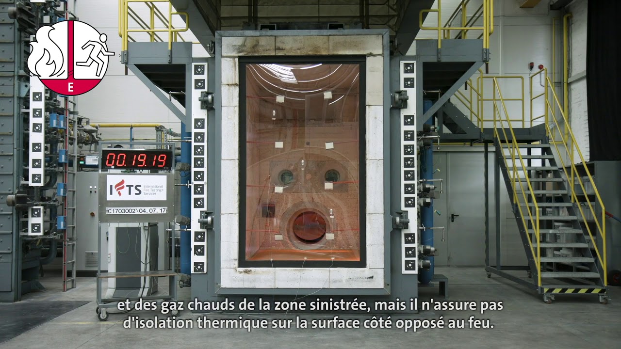Essai au feu PYROSWISS de Vetrotech Saint-Gobain
