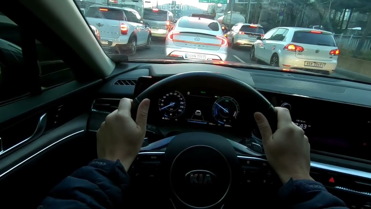 Going to work on the "K5" in seoul city