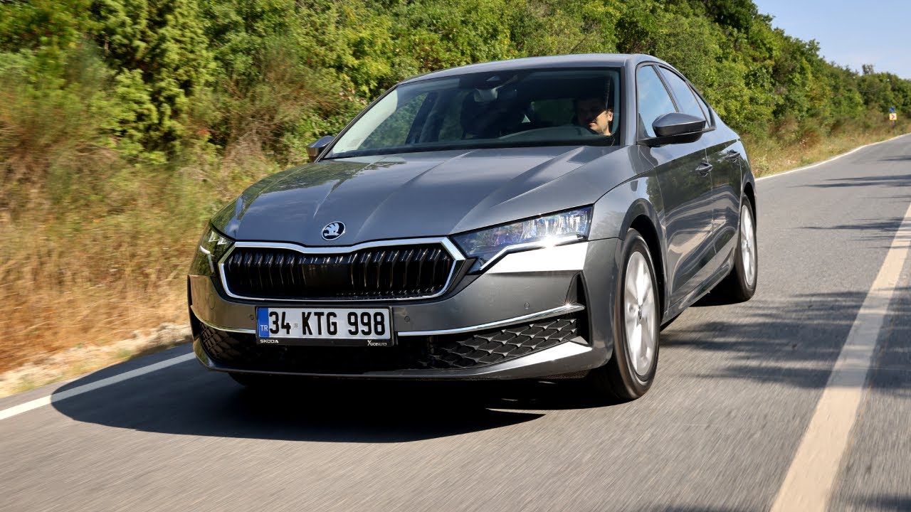 Yeni Skoda Octavia Ön İncelemesi - Ücretsiz Sunulan Ek Donanım Paketiyle Türkiye'de!