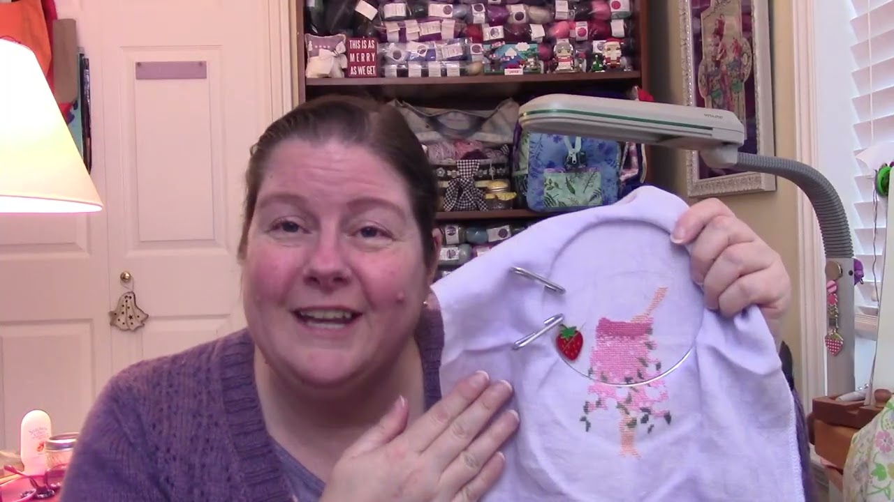 Flosstube 156 - Running out of Valentine stitching steam