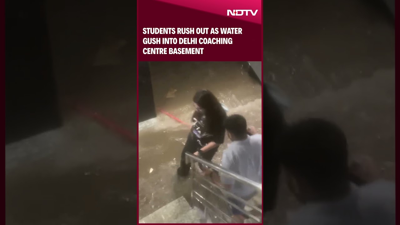 Delhi Coaching Centre News | Students Rush Out As Water Gush Into Delhi Coaching Centre Basement