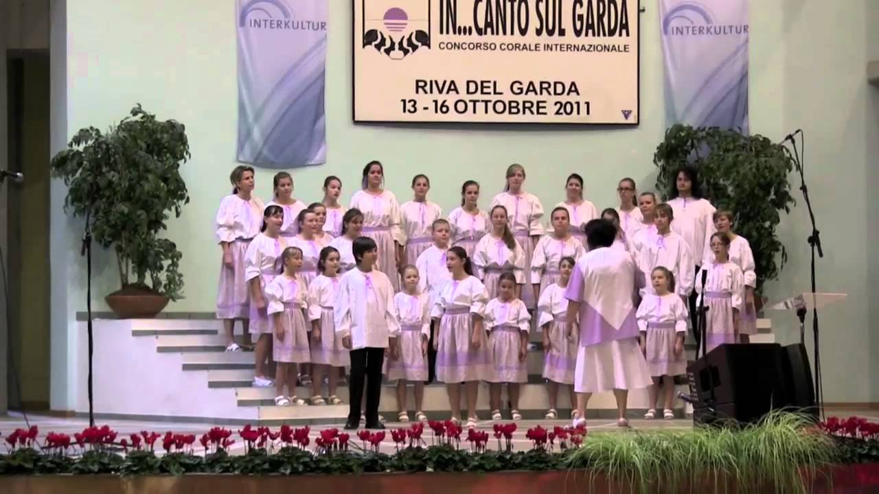 INTERKULTUR Report: In...Canto sul Garda 2011 - Dĕtsk&yacute; Pĕveck&yacute; Sbor Slunko Třeb&iacute;č (CZ)