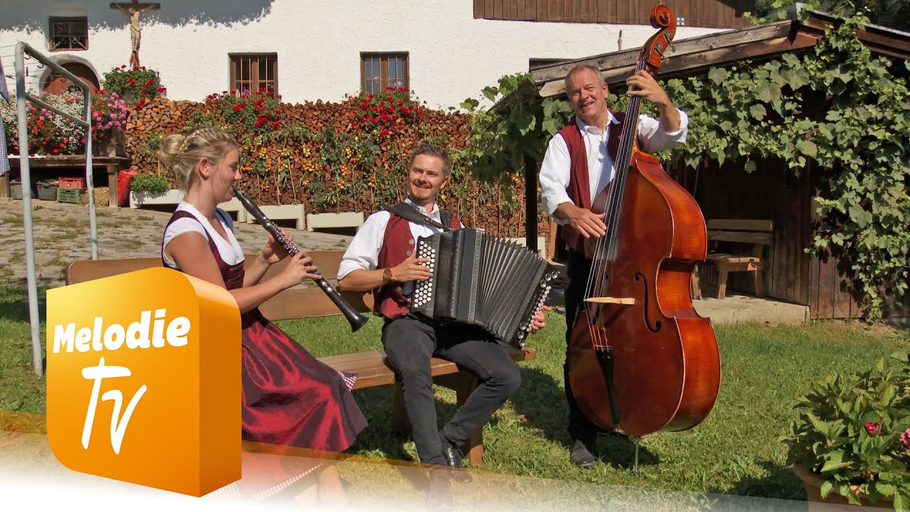 Familienmusik Runggatscher - Spielhahn Polka (Offizielles Musikvideo)