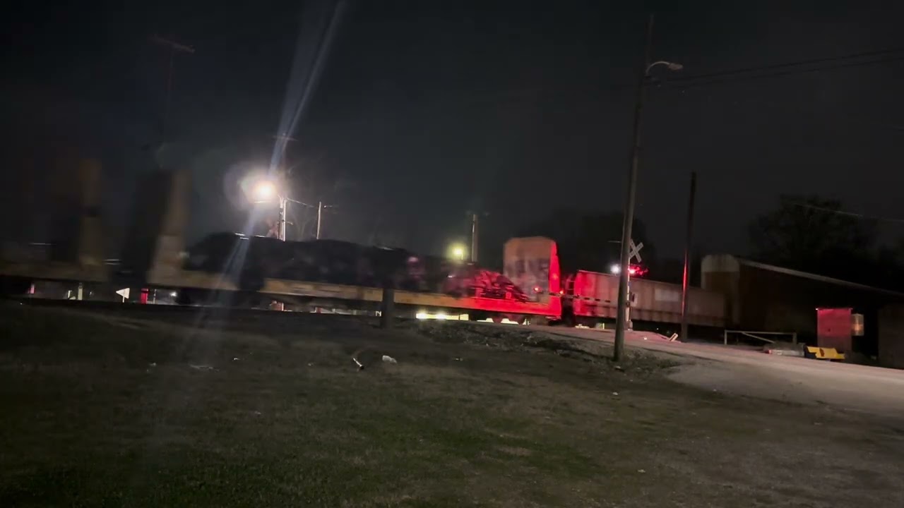 Westbound Norfolk Southern Local Downtown Leighton Alabama Tuesday March 3rd 2026 7:54 pm. 