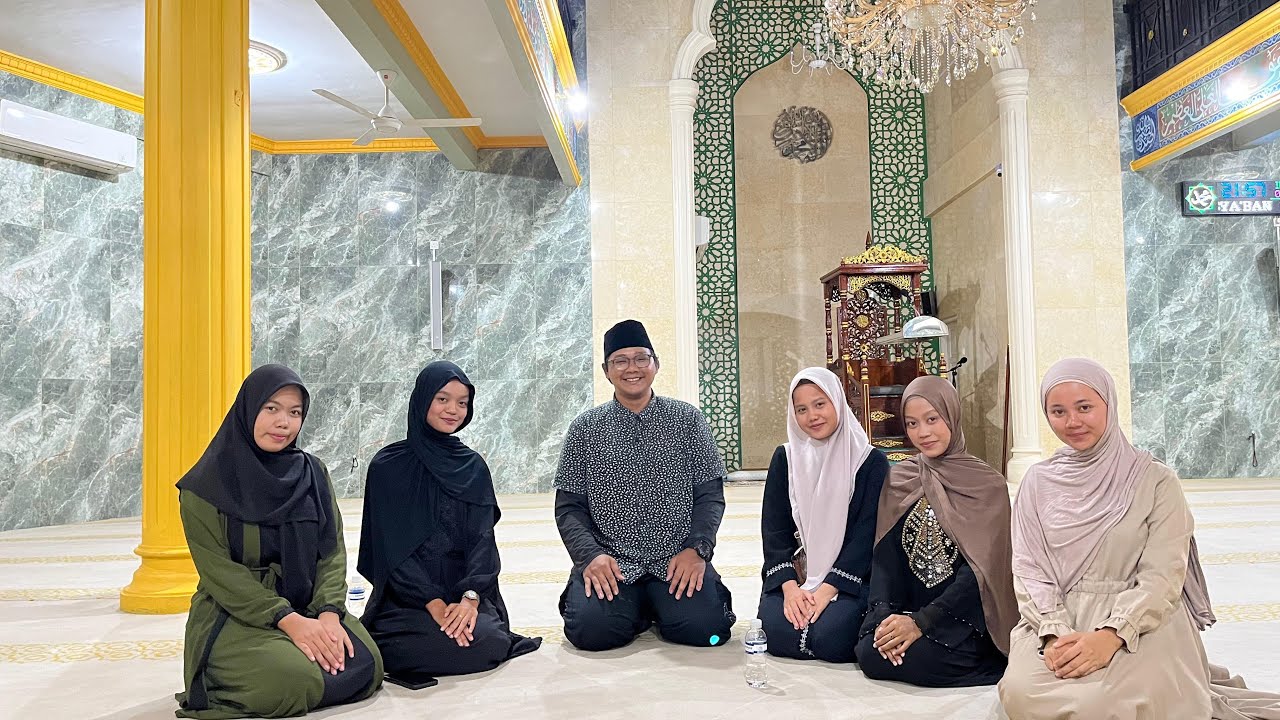 WAWANCARA KOMUNITAS KEAGAMAAN KELOMPOK 4 