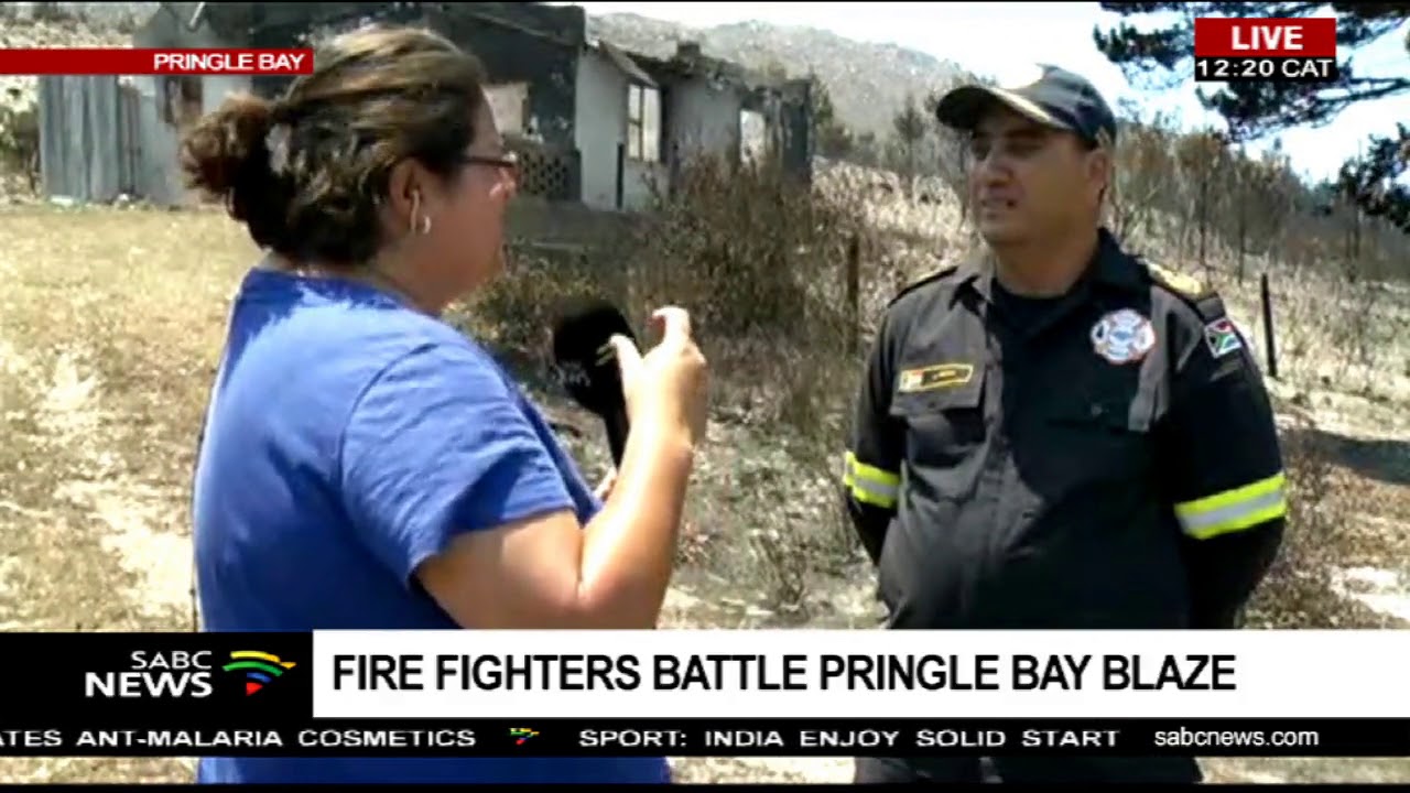 Firefighters battle Pringle Bay blaze