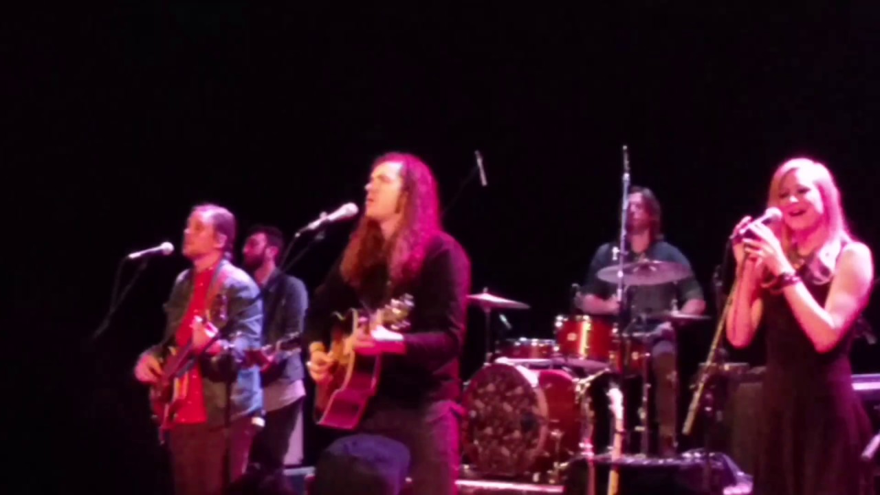 Josh Garrels - Hosanna /Holy are you Lord