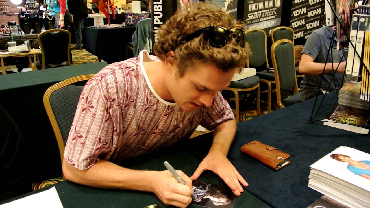 Meeting Finn Jones at Gallifrey One