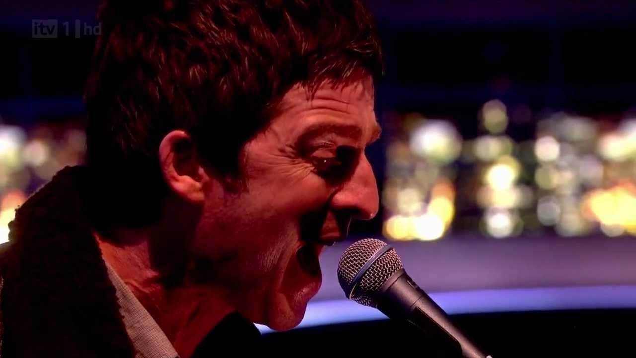 Noel Gallagher's High Flying Birds - AKA... What A Life! (Live, 2011-10-21 - Jonathan Ross) [HD]