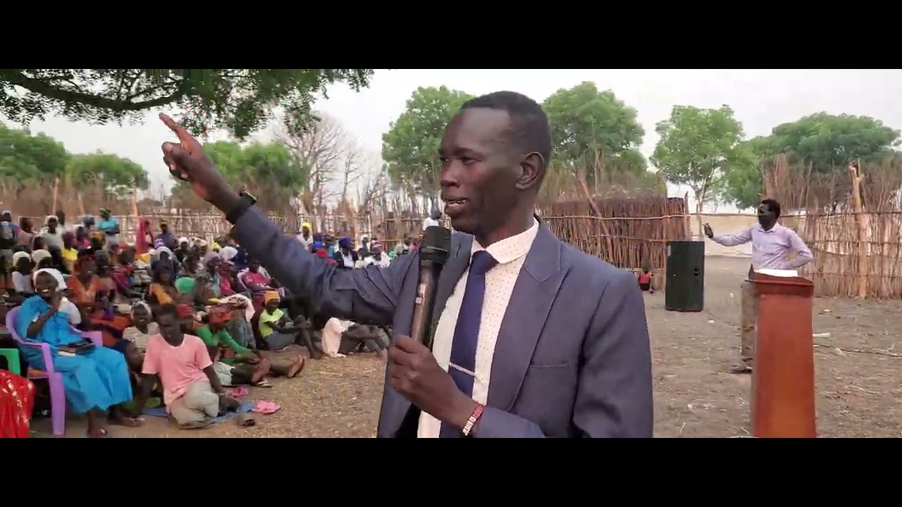 Ophal Lual in Ulang County Preaching about the Glory of God kingdom is coming