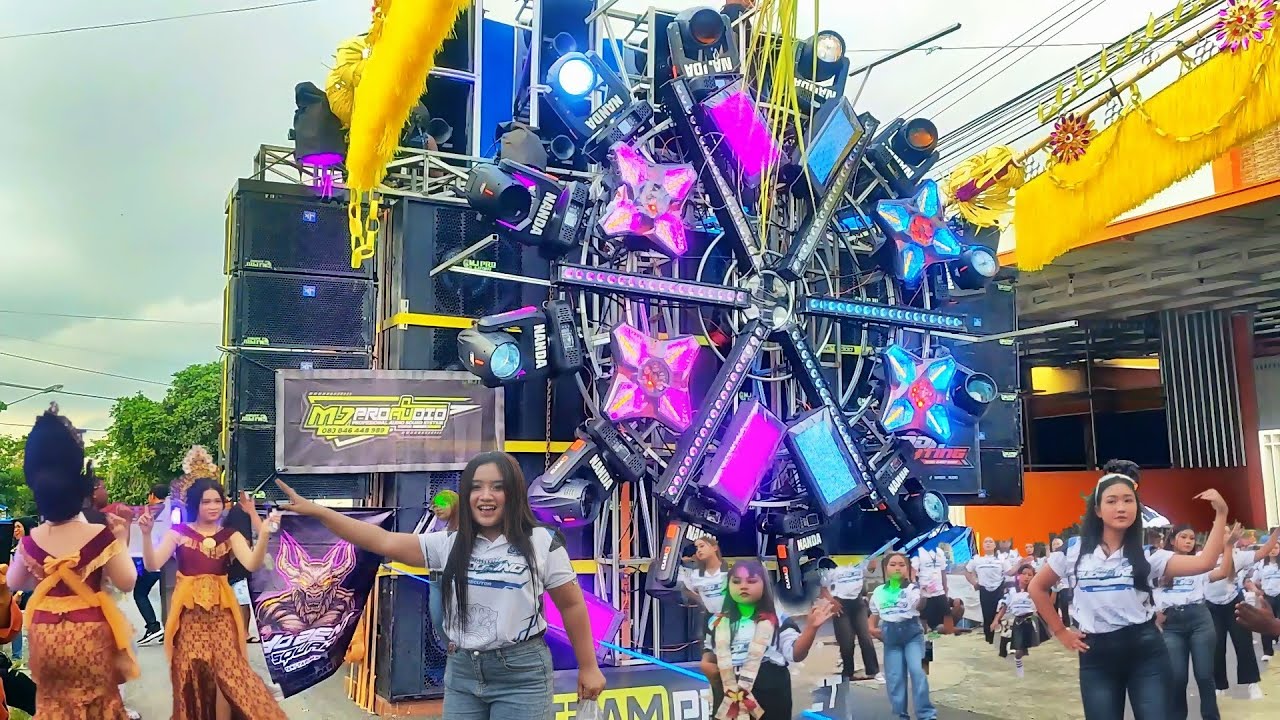 Karnaval panggungrejo blitar sound system full horreg