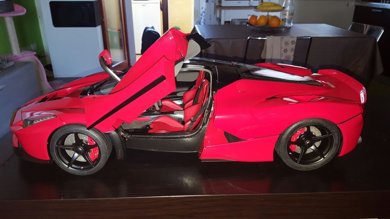 Ferrari laferrari 1/8 scale