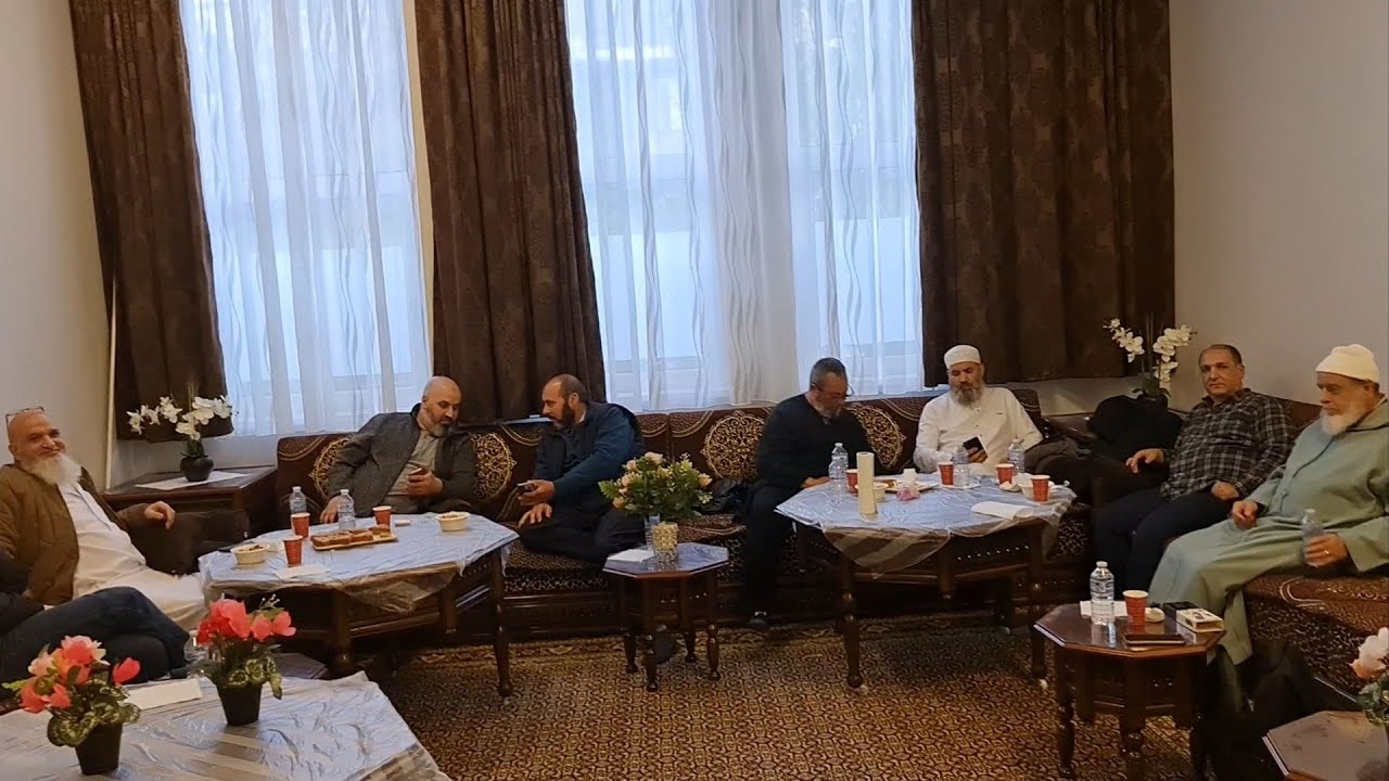 لقاء أبناء أيث سعيذ بأمستردام  تمهيد لجمع مساهمات  تجهيز معهد تحفيظ القران بدار الكبداني يوم 25 ماي